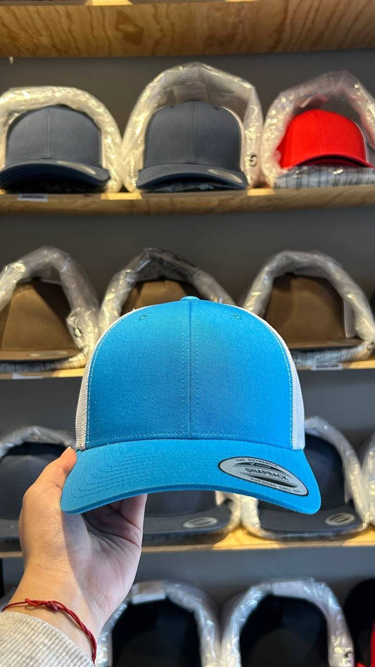 Gorra Azul Cielo/Blanco