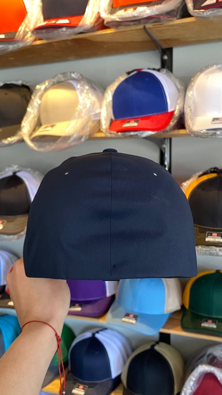 Gorra Azul Marino nuevo 2024